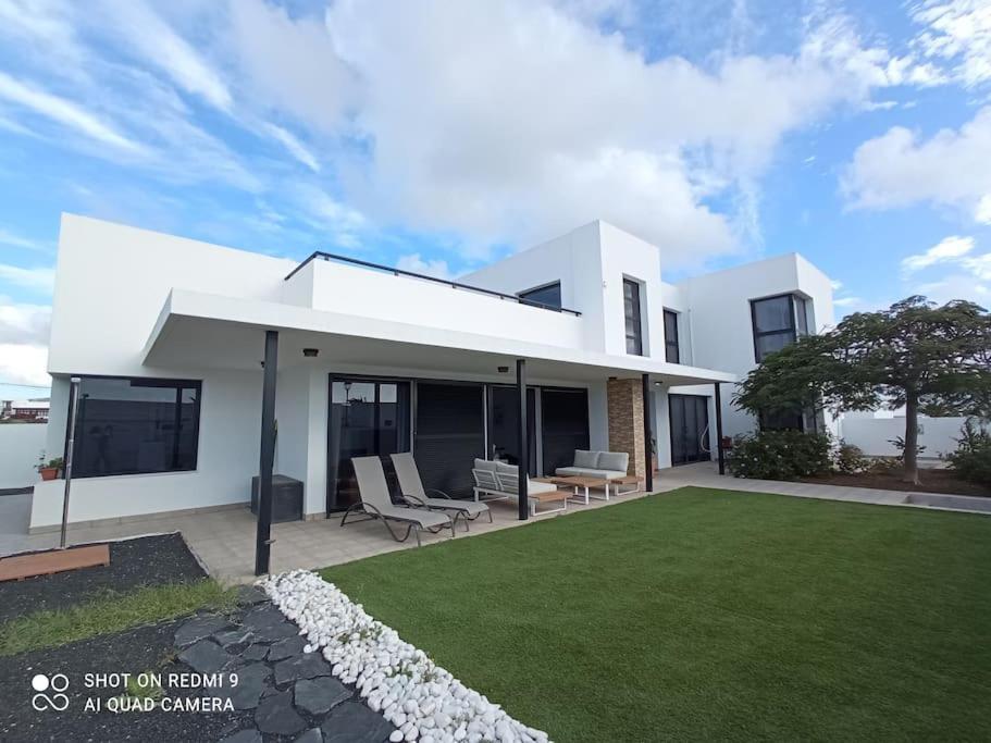 Villa Gehidy เตกีเซ ภายนอก รูปภาพ
